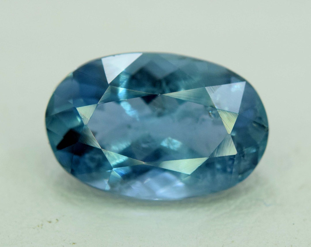 Aiguemarine Naturelle - 1,47 Carats - Ovale 9,3x7mm - Certifié Thaigem