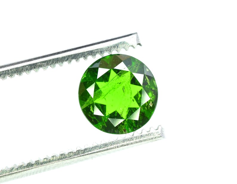 6*6*1.80 mm 1.75 Carats Beautiful Genuine Round Daimond Cut Lustrous Hunter Green Color Chrome Diopside Gemstone From Eastern Siberia