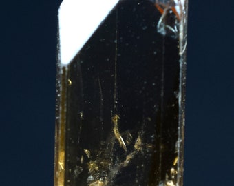 Faceted Topaz Crystal: Natural Gemstone from Pakistan (11.91 Gram, 25x14x12 mm)