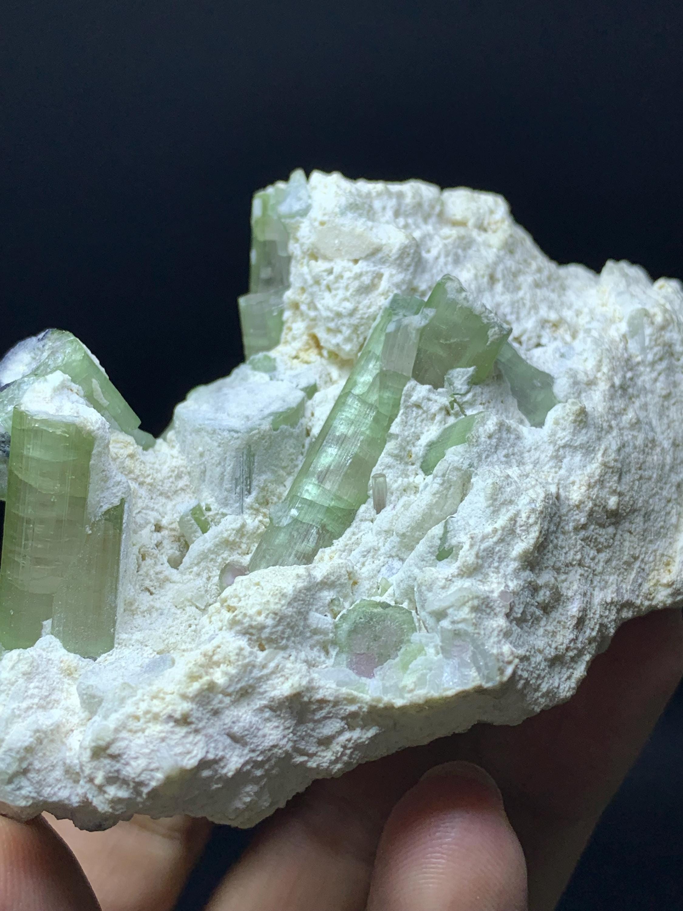 バイカラーウォーターメロントルマリン結晶標本、アフガニスタン産鉱物