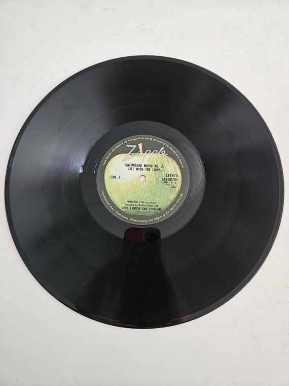 John Lennon & Yoko Ono- Unfinished Music No. 2: Life With the