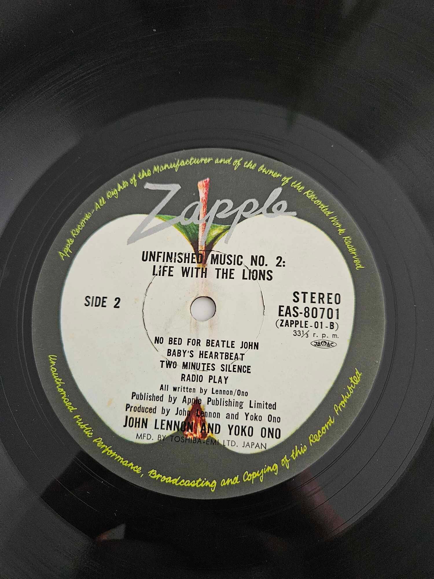 John Lennon & Yoko Ono- Unfinished Music No. 2: Life With