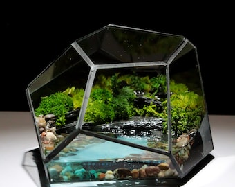 Preserved Moss Terrarium | Geometric Terrarium | Green Cliff Terrarium - Captivating Moss & Resin Seascape | Maintenance-Free | Handmade |