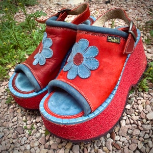 VTG 90s SWEAR LONDON Blue Daisy Chunky Platform Sandals