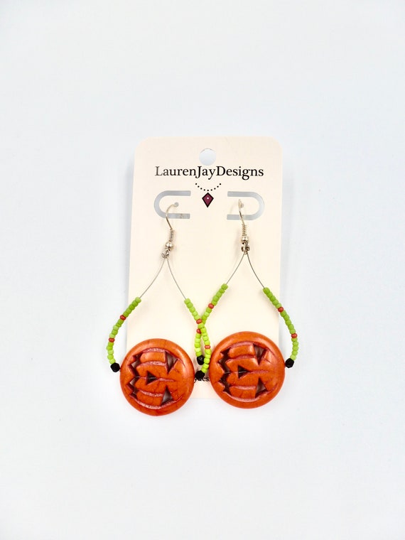 Halloween Earrings, Beaded Earrings, Orange and Green Earrings, Jack-O-Lantern Earrings, Holiday Earrings, Halloween Gifts, Gifts for Her