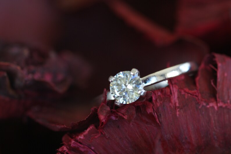 Engagement ring Moissanit 0.56 Carat Brilliantsliff VS1 925 Silver