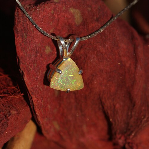 Real Opal Pendant Welo Opal shops from Ethiopia 1.3 Carat, 925 Silver Holder