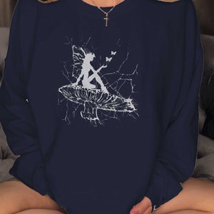 Fairy Shirt Mushroom Fairycore Sweatshirt Batik Trendy Sweatshirt Butterfly Cottagecore Clothing Magic Mushroom Moon Phases Aesthetic Shirt