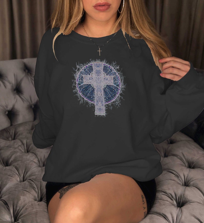 Celtic Cross Shirt Batik Shirt Cross Crewneck Sweatshirt Christian Shirt Grunge Distressed Cottagecore Clothing Aesthetic Clothing Fairycore image 3