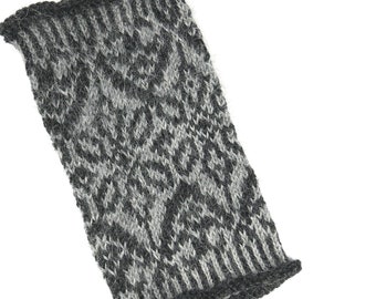 ALEXANDRA  anthrazit hellgrau trend herbst winter mode fair isle Stulpen Handstulpen cuff mitaines main tricotées norweger Pulswärmer