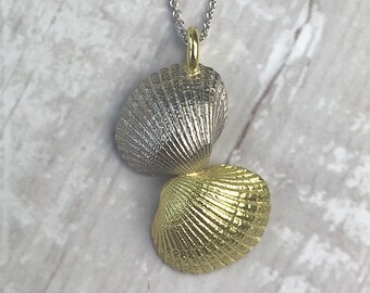 doppelte Herzmuschel in 750 Weißgold und Gelbgold