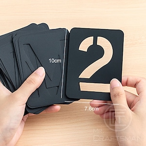 42枚のカードセット、数字とアルファベットの中空ステンシルテンプレート。DIYグラフィティ、スプレーペイント、装飾、バナーに最適です。防水性と再利用可能。