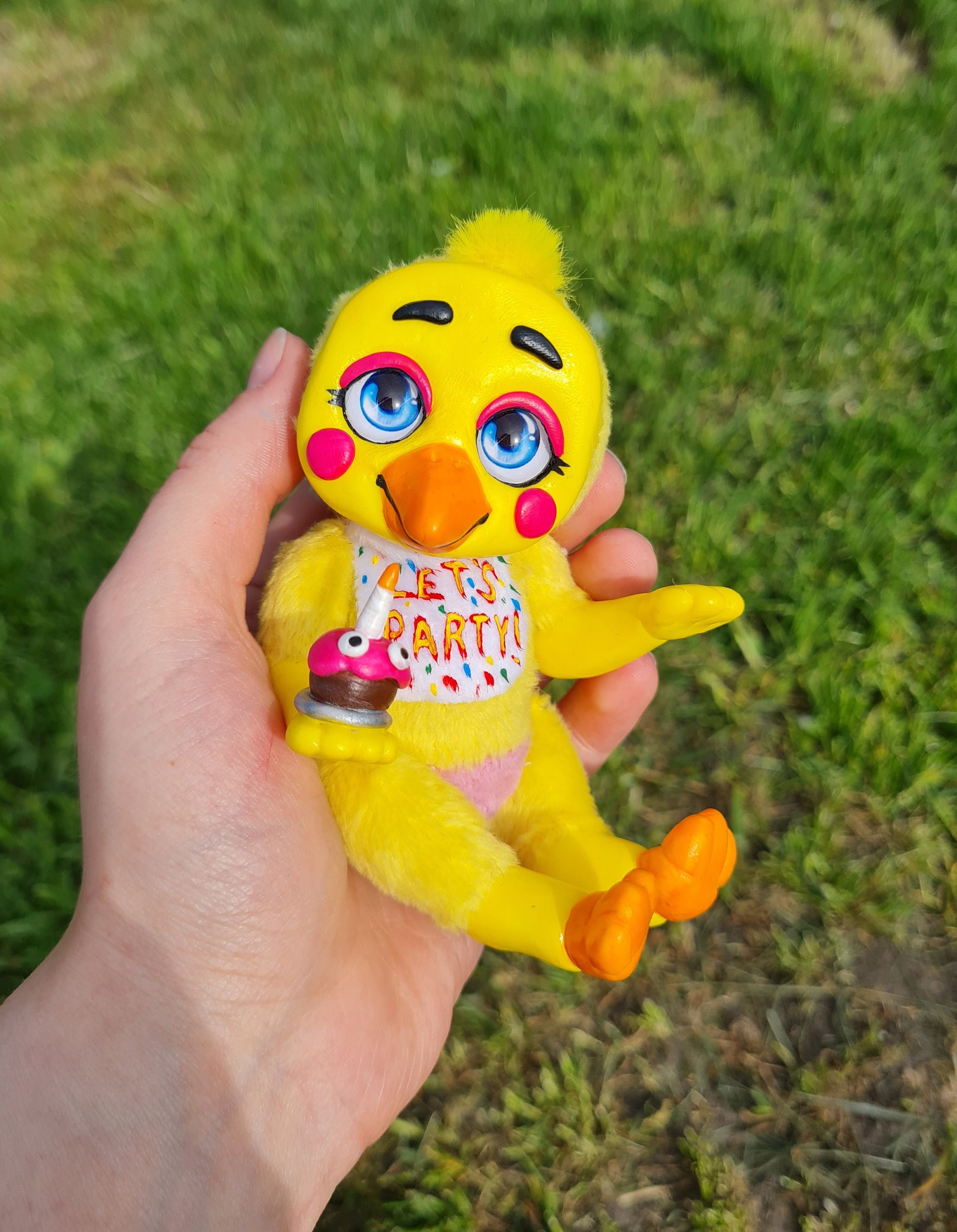 Five Nights at Freddy's Chica 4-Inch Plush Clip On