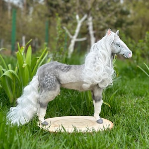 Poseable horse doll