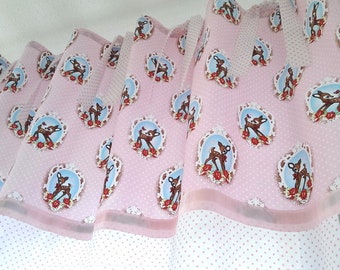 Le chevet de chevet de rideau marque des rideaux roses Bambi écharpe fille chambre de bébé chambre chambre chambre de chambre romantique rideaux fille rose points roses