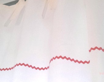 Curtains in white 140 x 240 cm