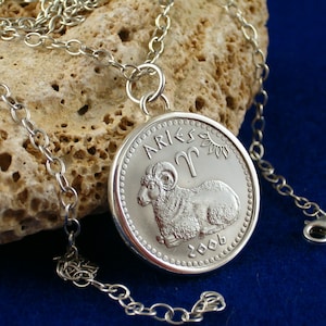 Widder Sternzeichen 925 Sterling Silber Anhänger Münze Horoskop Geburtstagsgeschenk Anhänger Widder Geschenk für Frauen Silber Anhänger