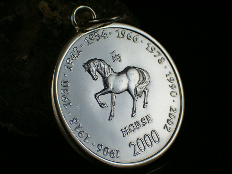 Chinesisches Sternzeichen Pferd 925 Sterling Silber Anhänger Münze Chinesisches Horoskop Hase Anhänger Geschenk für Frauen Anhänger Silber Bild 8