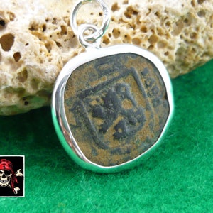 Spain 2 Maravedis pendant 1680 * 925 silver * original copper coin * pirate coin * leather necklace * original gift * lion