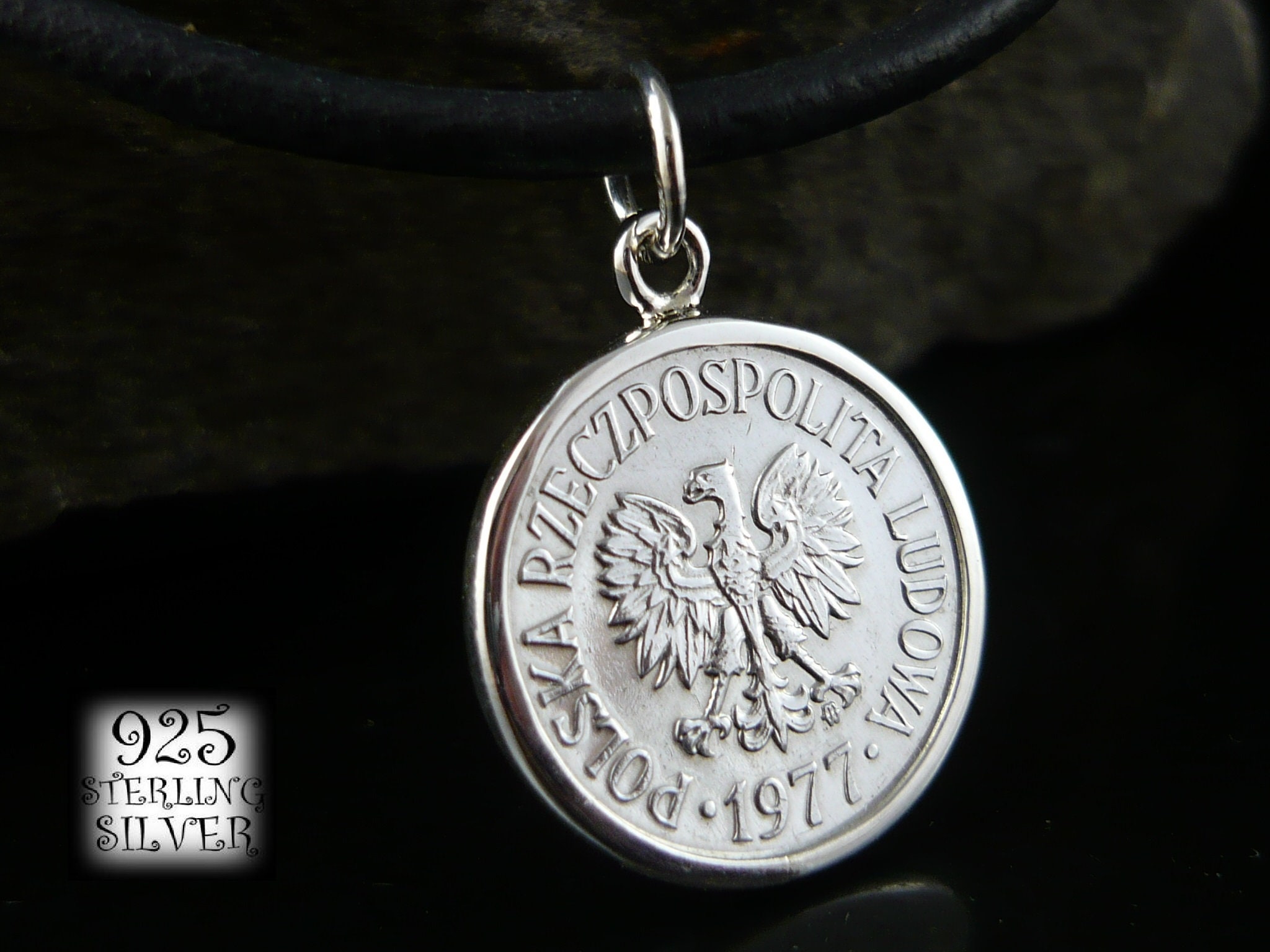 Gold polish hotsell eagle pendant