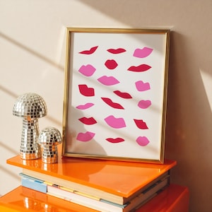 Arte de pared con labios - Decoración de habitación femenina con arte pop Y2K, póster rojo y rosa, arte ecléctico maximalista para baño, arte de pared con beso de San Valentín