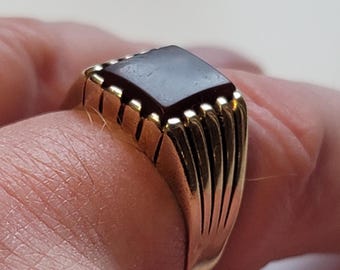 Anillo de sello vintage de oro de 9 quilates para hombre, talla W, panel de cornalina 375