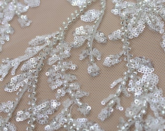 Tissu de dentelle perlée d'argent de robe de mariée, tissu de dentelle de paillettes de cristal pour la robe de mariée, tissu de dentelle de perles de concepteur, longueur de 1.4yard