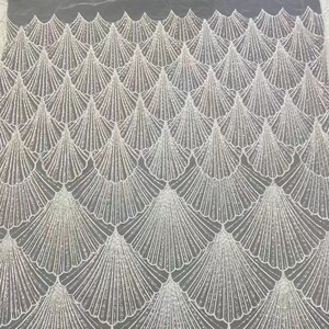 Tissu dentelle festonnée perlée : 5 mètres, broderie de robe de soirée