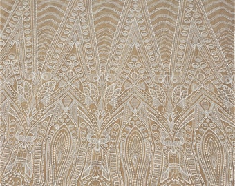 Tela de encaje con bordado de lentejuelas en color blanquecino: encaje para vestido de novia