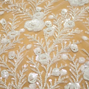 Tela de encaje floral 3D: lentejuelas con cuentas, encaje para vestido de novia