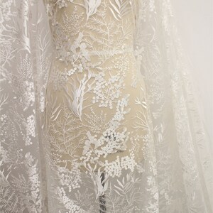 Off White Embroidered Floral Lace Fabric: Elegant Wedding Veil Lace
