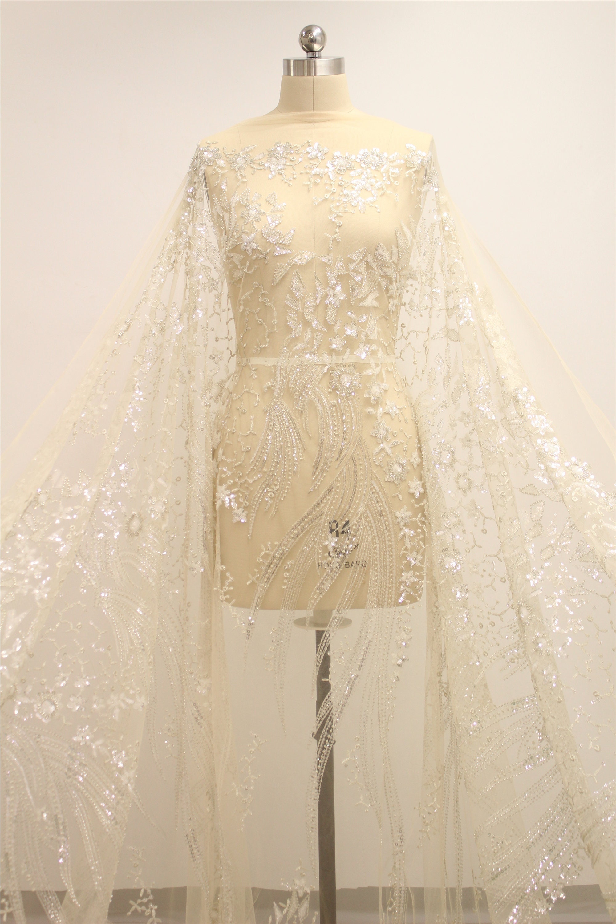 Champagne 3D Lace Fabric: Embroidery Bridal Gown Dress Lace with Silver Beads