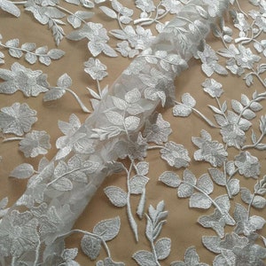 Elegant Floral Bridal Lace Fabric Super High Quality Embroidered Tulle bridal Dress Wedding Dress Fabric By The Yard Designer Lace Fabric