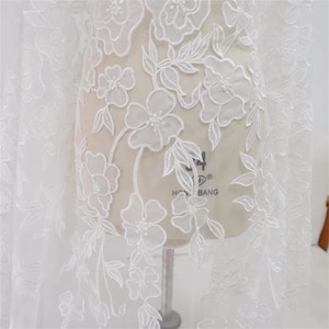 New Arrival Floral Lace Fabric，Luxury Beaded Embroidery Lace,Embroidery Lace,Gown Dress Lace, Designer Fashion Bridal Lace  By The Yard