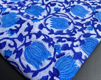 Tela de algodón floral azul estampada a mano, tela india cortada a medida