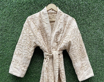 Giacca in cotone con intaglio-cappotto con intaglio-giacca con applicazioni in stile kimono-giacca invernale-kimono con applicazioni-accappatoio con intaglio