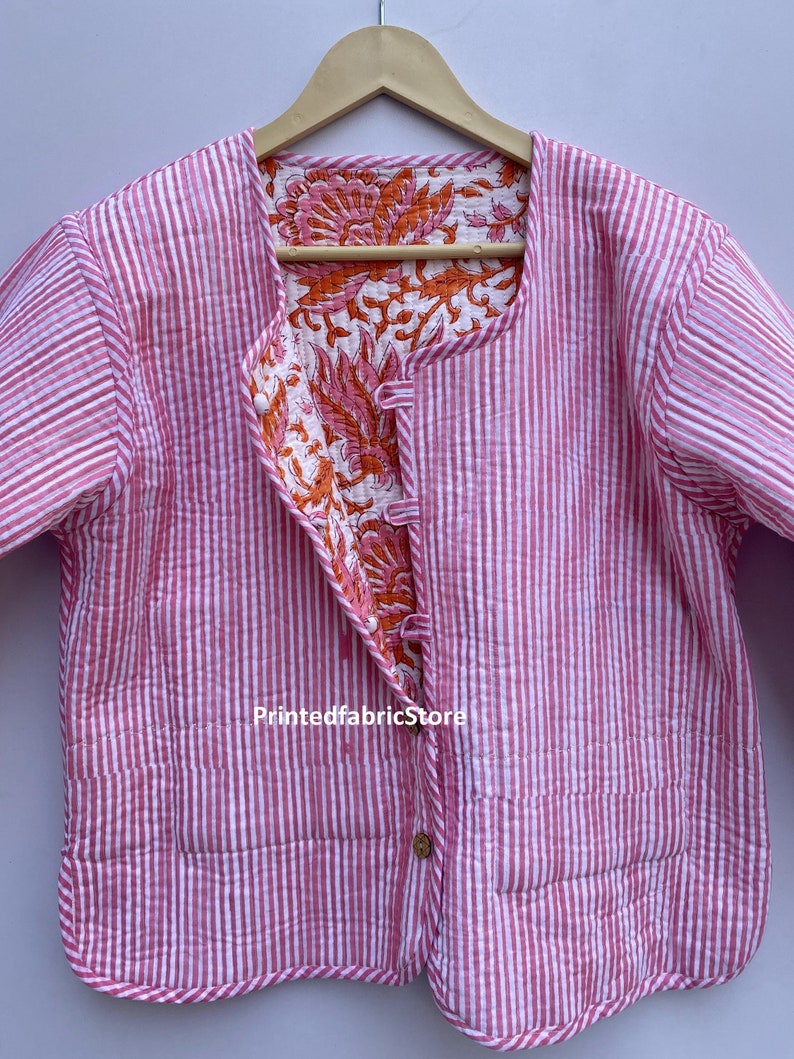 Veste matelassée florale rose bloc imprimé cadeaux de vacances boutons plus près de la veste pour femme cadeaux style bohème vestes veste réversible image 9