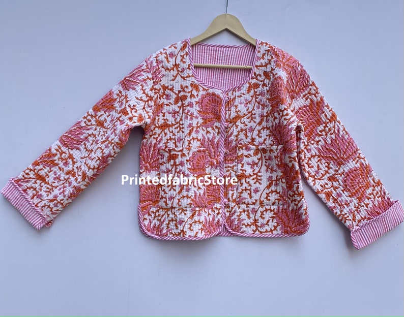 Pink Floral Quilted Jacket Hand Block Printed Holidays Gifts Button Closer Jacket For Women Gifts Boho Style Jackets Reversible Jacket zdjęcie 3