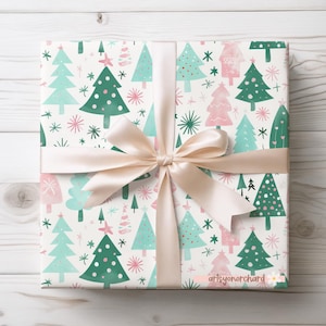 Skurriles Weihnachtsgeschenkpapier mit rosa und grünen Bäumen Urlaub Geschenkverpackung | Aquarell Weihnachtsbäume