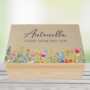 Erinnerungskiste Baby, Erinnerungsbox mit Namen, Holzkiste zur Geburt,  Geschenk Geburt für Erinnerungen mit Wunschnamen und Geburtsdaten