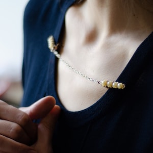 Pearl jewelry cardigan clip, Popular right now sweater guard
