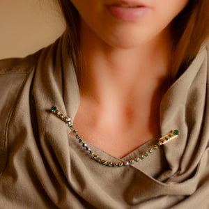 AB rhinestones collar pin chain, Green sweater guard, Costume jewelry cardigan clips