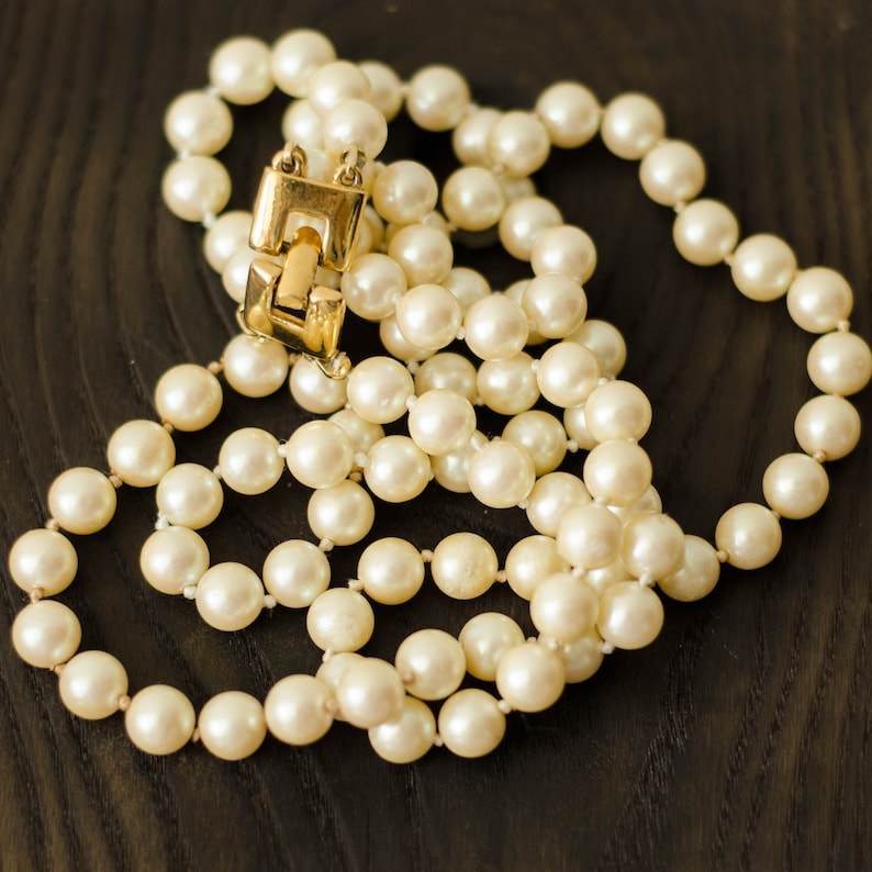 Ivory pearl necklace by 1980s Monet jewelry, Double strand choker necklace image 5