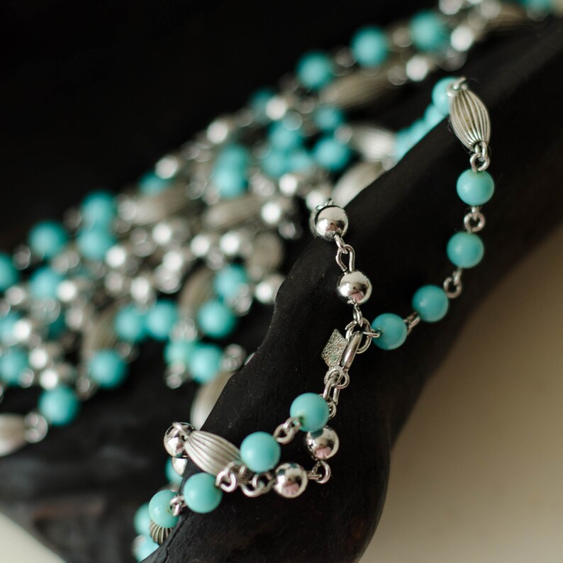 Turquoise necklace beaded by Sarah Coventry, Everyday necklaces for women 画像 6