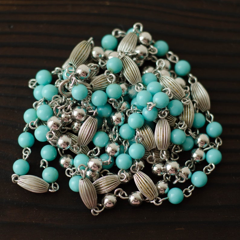 Turquoise necklace beaded by Sarah Coventry, Everyday necklaces for women 画像 4