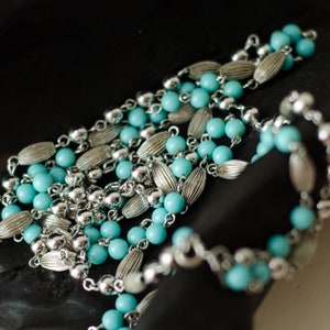 Turquoise necklace beaded by Sarah Coventry, Everyday necklaces for women 画像 3