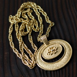 Geometric pendant necklace, Thick chain necklace by vintage Avon jewelry