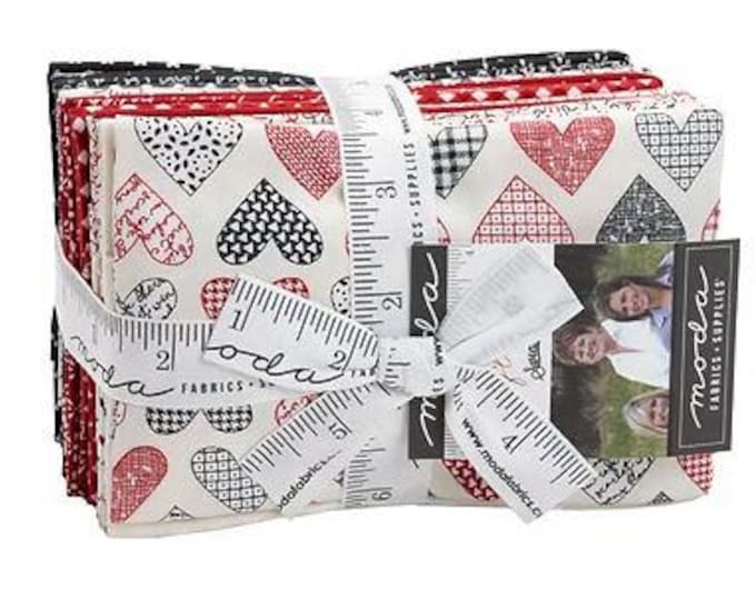 Fat Quarter Bundle Flirt by Sweetwater 26 piece