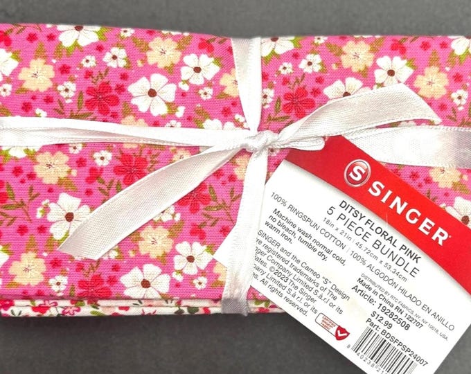 Fat Quarter Bundle DITSY FLORAL PINK Singer (5 Piece)