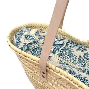 Lockable basket bag BASIC medium-sized with zipper and Toile de Jouy pattern